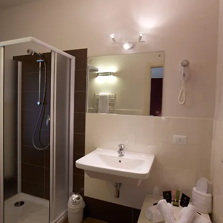 Hotel Leon D'oro 2*